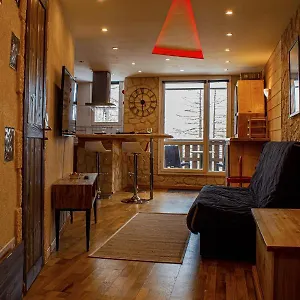  Appartement * Spacieux * Moderne * Wifi * 4/5 P